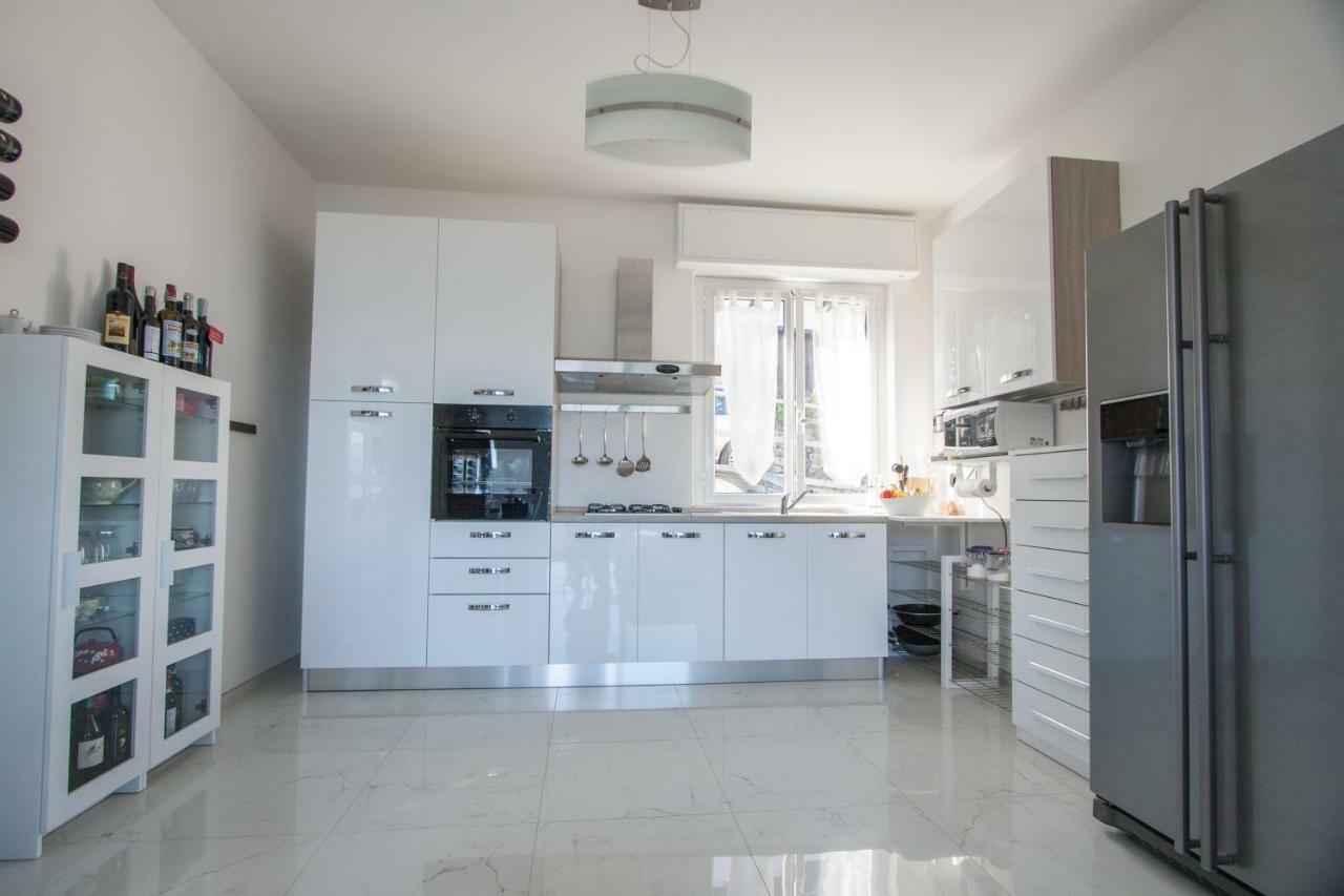 Villa Angela Беладжо Екстериор снимка